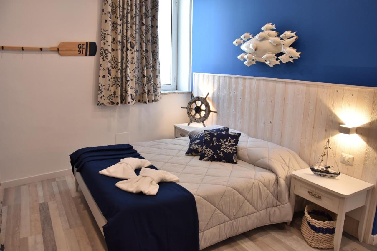 B&B Marina Blu Giardini-Naxos Zewnętrze zdjęcie